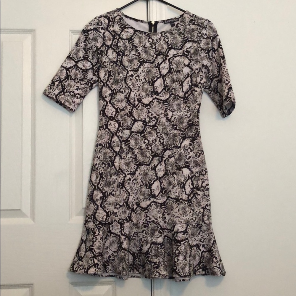 Express black and white dress, ruffle bottom